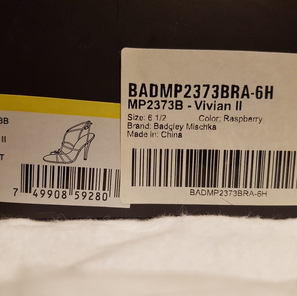 Badgley Mischka shoes - Picture 7 of 7